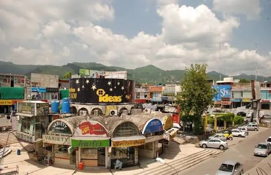 Shops and the circular market building at Jinnah Super Market in F-7, Islamabad